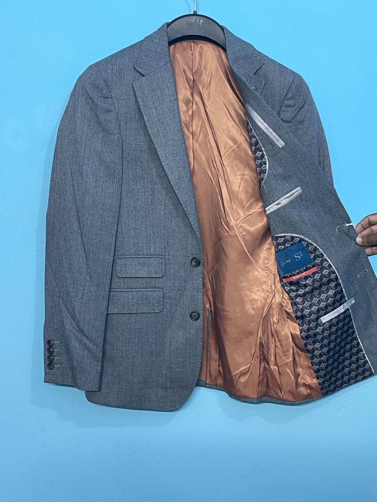 Signature Grey Dual Pocket Blazer - Image 2